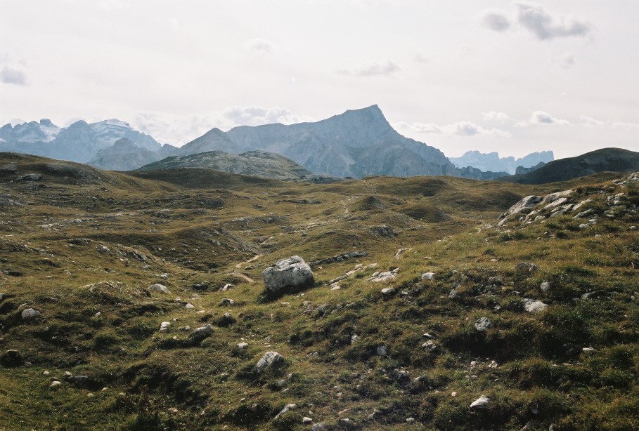 Platån mellan Rifugio Sénnes och Rifugio Biella