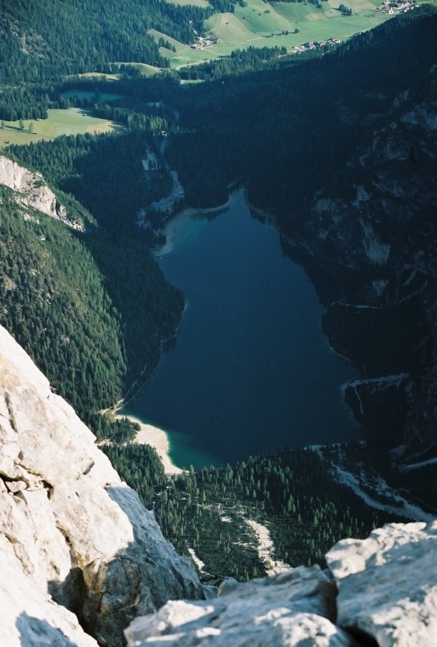 Utsikt över Lago di Braies från Seekofel